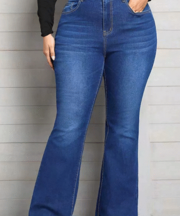 Plus Size Mid Waist Stretch Wide Leg Denim Jeans