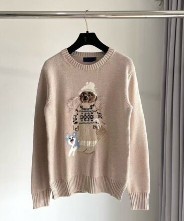 Classic Loose Bear Knitted Top Women's Jacquard Sweater Elegant Crew Neck Pullover